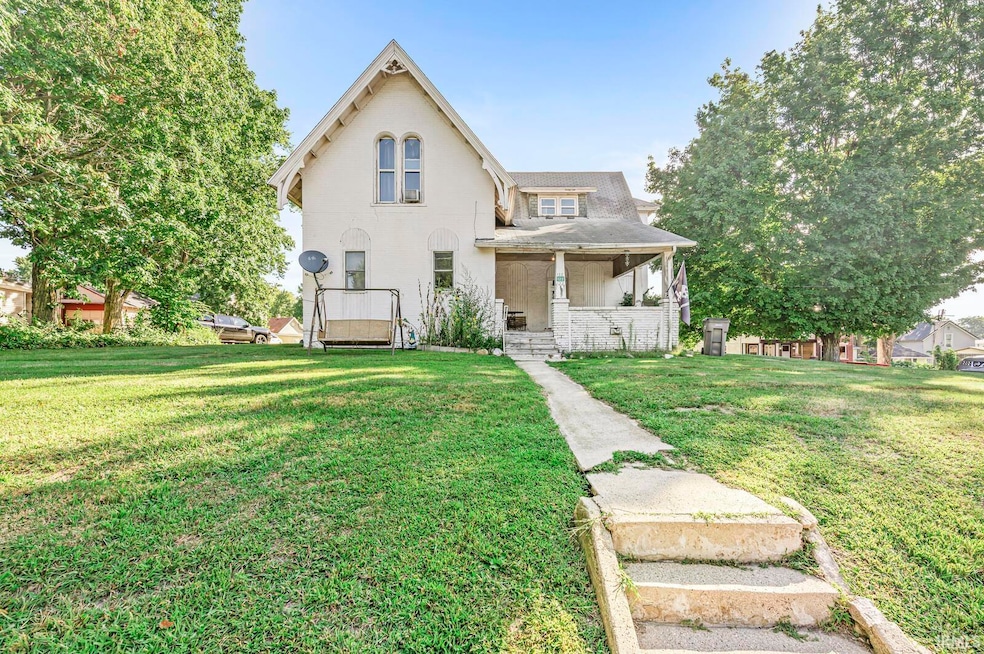 122 Crescent St, Goshen, IN 46528 - photo 1