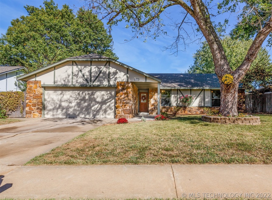 2908 E Memphis St, Broken Arrow, OK 74014 - photo 1