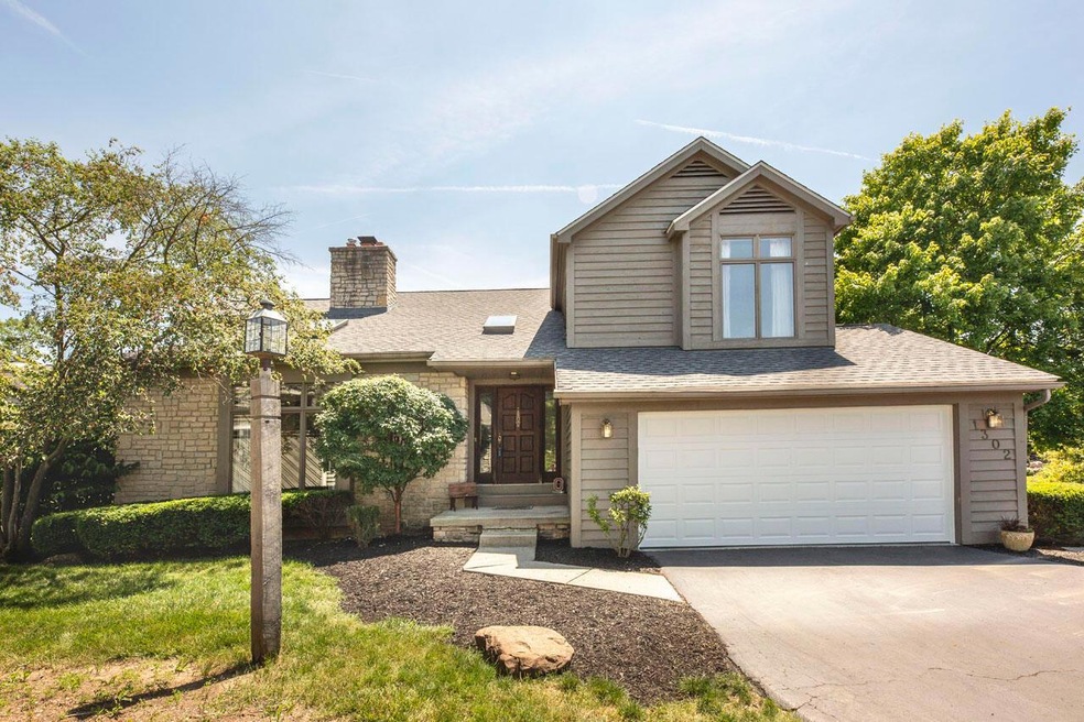 1302 Collins Way