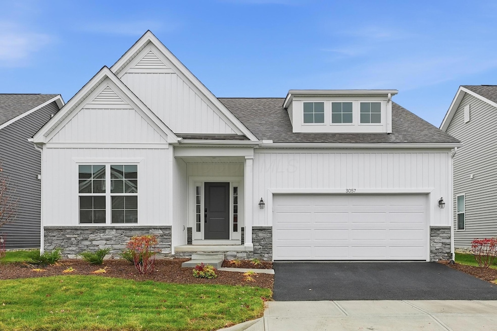 3057 Mckinney Rd, Grove City, OH 43123 - photo 1