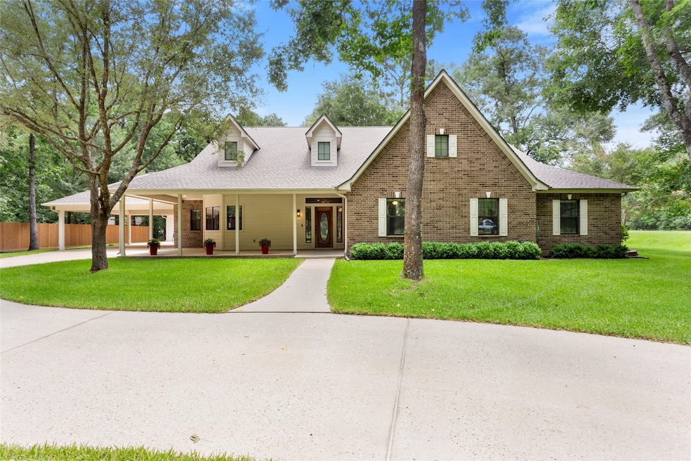 Welcome Home to 30002 Commons Royal Drive!