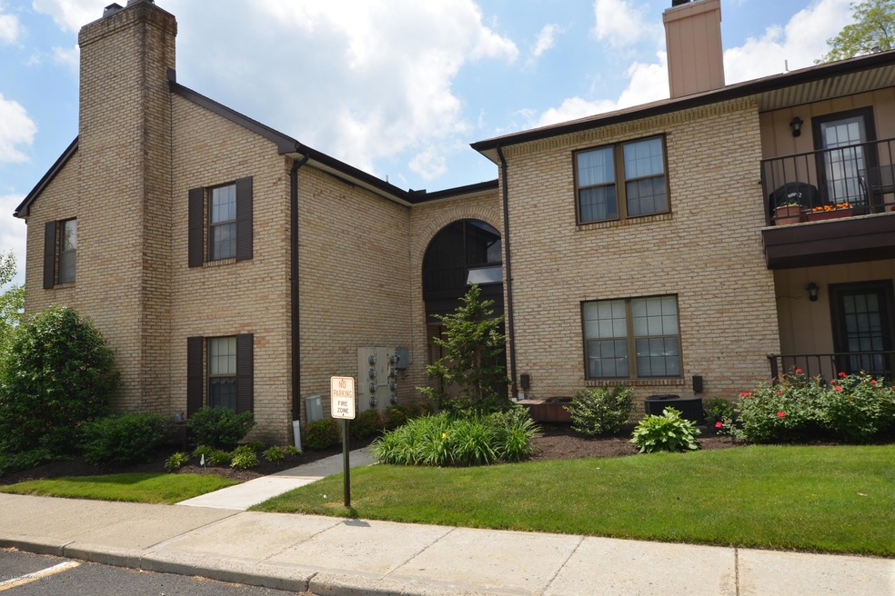 207 wellington 003
