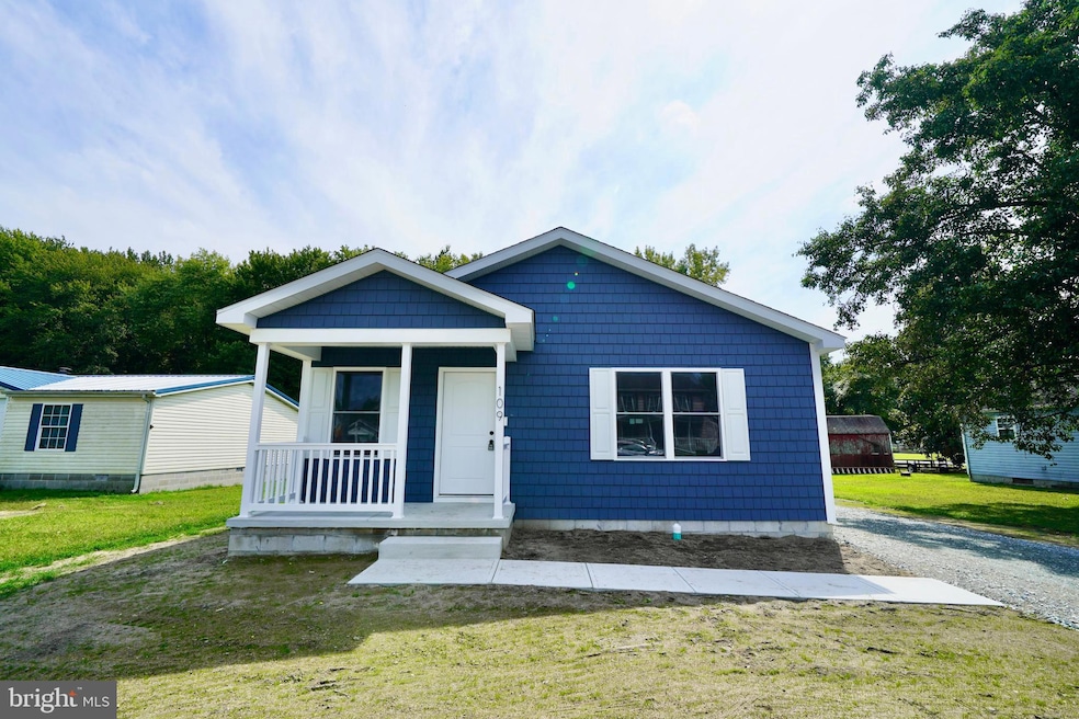 109 Main St, Ellendale, DE 19941 - photo 1