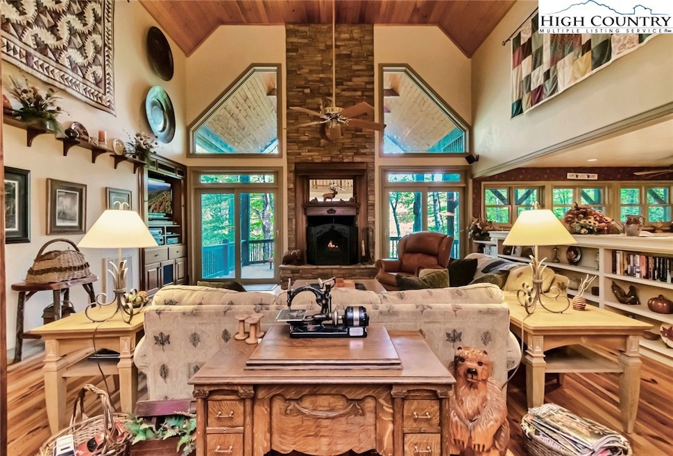 For Sale $969,000 • Co-Listing Agent