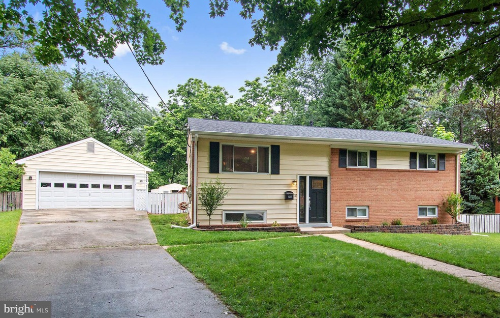 4207 Southend Rd, Rockville, MD 20853 - photo 1