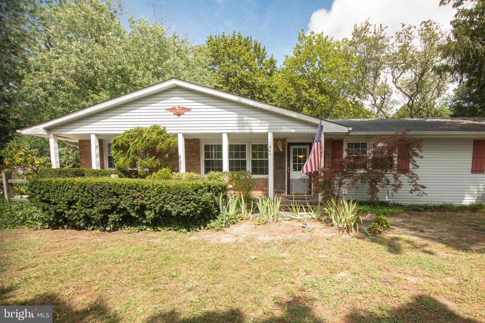 624 Pleasant Dr, Vineland, NJ 08360 - photo 1