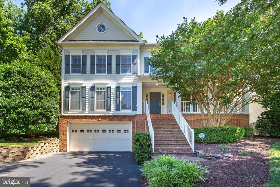 5924 Chesterbrook Rd, McLean, VA 22101 - photo 1