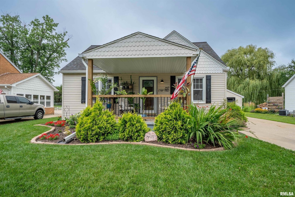 Pending $249,900 • Co-Listing Agent