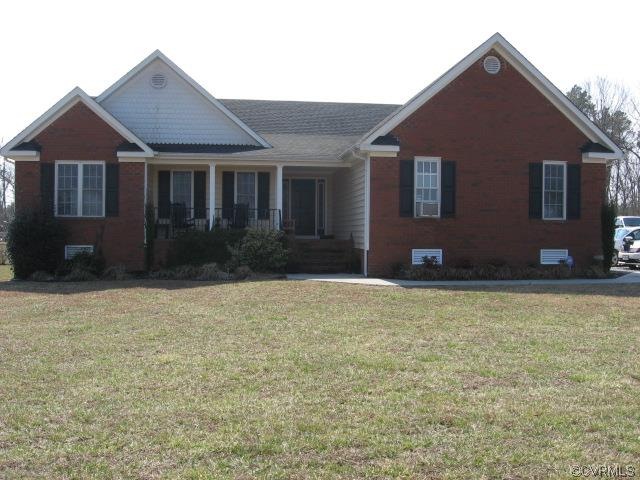 1300 Scotts Ct, Carson, VA 23830 - photo 1