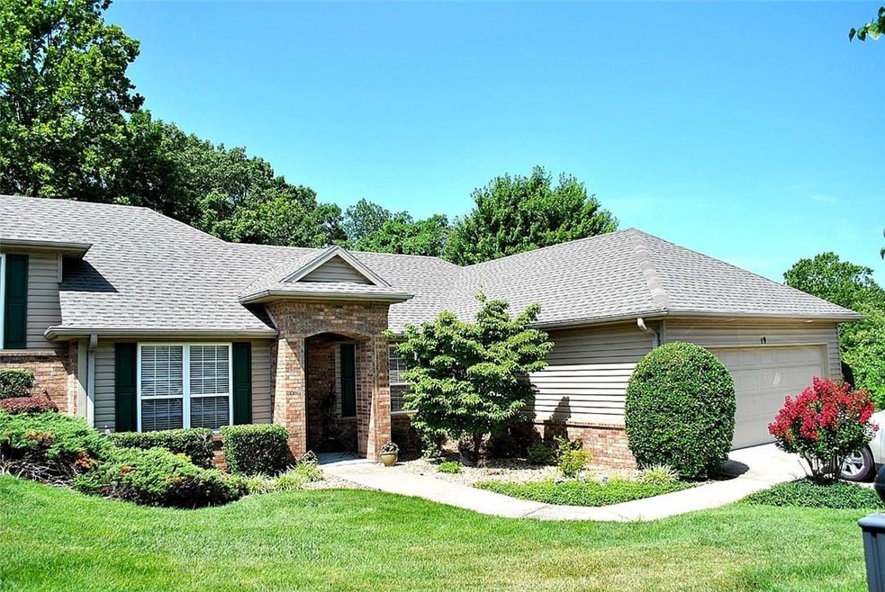 19 Brighton Ln, Bella Vista, AR 72715 - photo 1