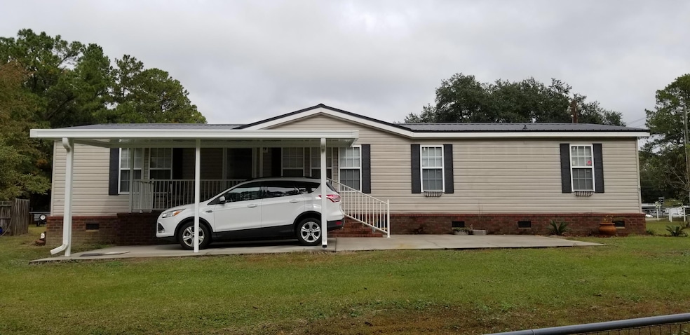 Dunmeyer Hill Rd curb
