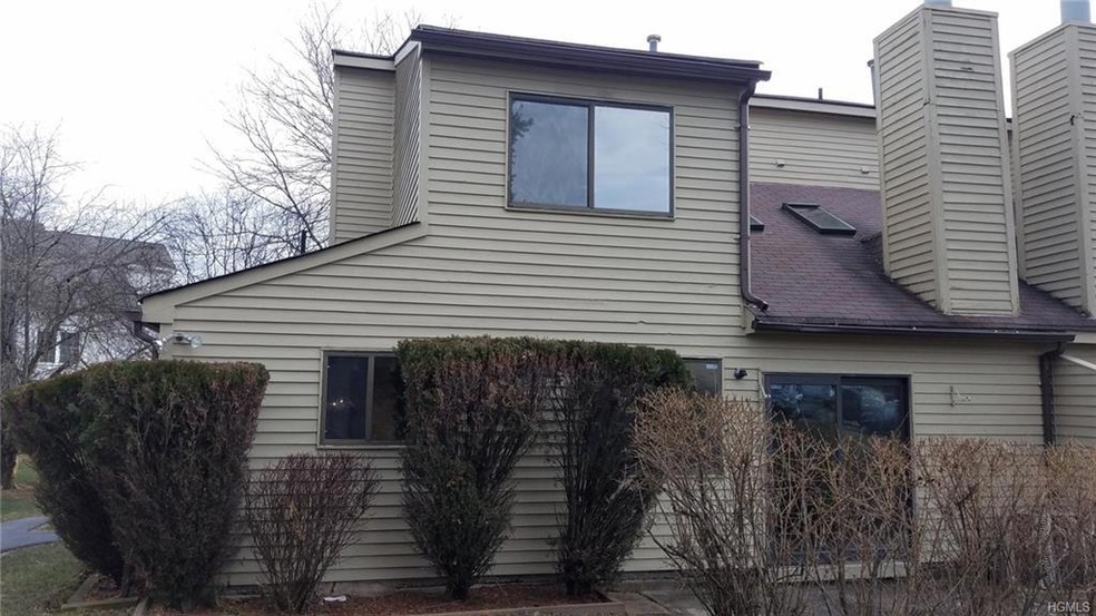 39 Sycamore Ct, Highland Mills, NY 10930 - photo 1