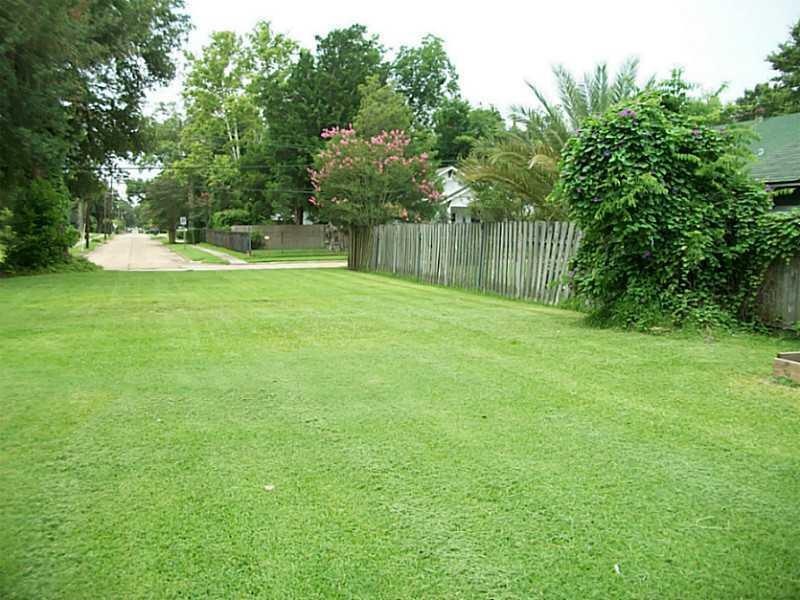 Land/Lot.