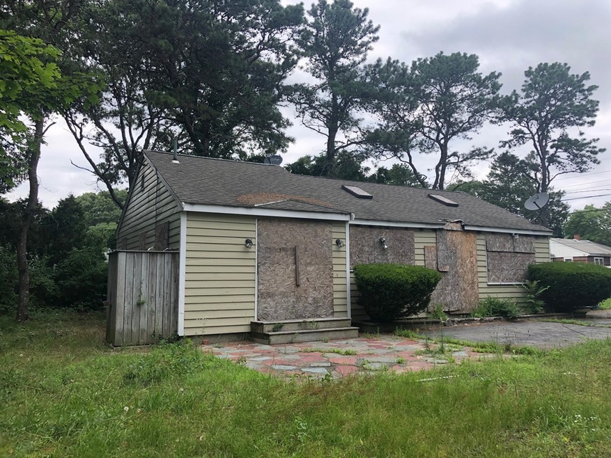 8 Monack Rd, Wareham, MA 02532 - photo 1