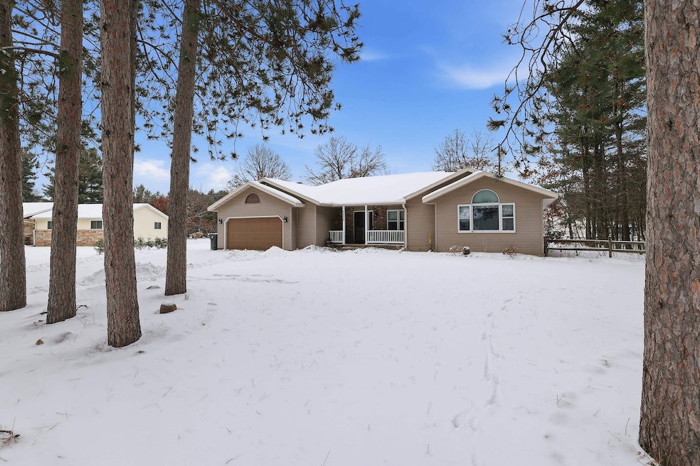 2050 Aspen Ln, Plover, WI 54467 - photo 1