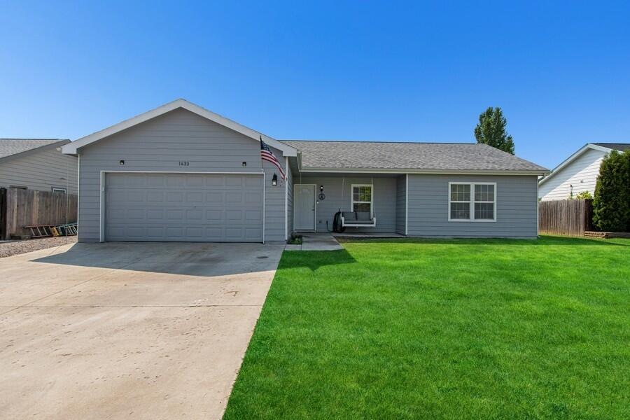 1433 Klondyke Loop