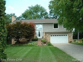 Gorgeous 2-ST Home