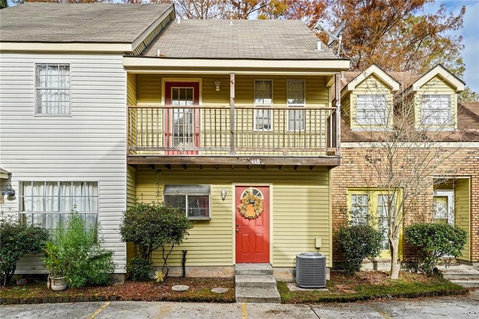 Townhouse style condo. Spacious living area with 2