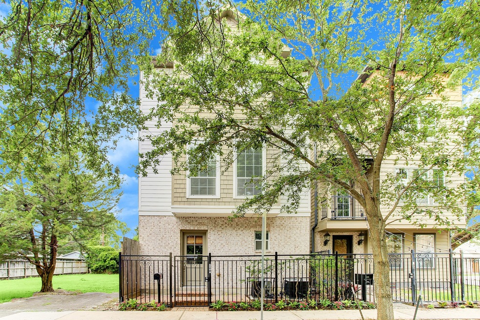 600 Northwood St unit A, Houston, TX 77009 - photo 1