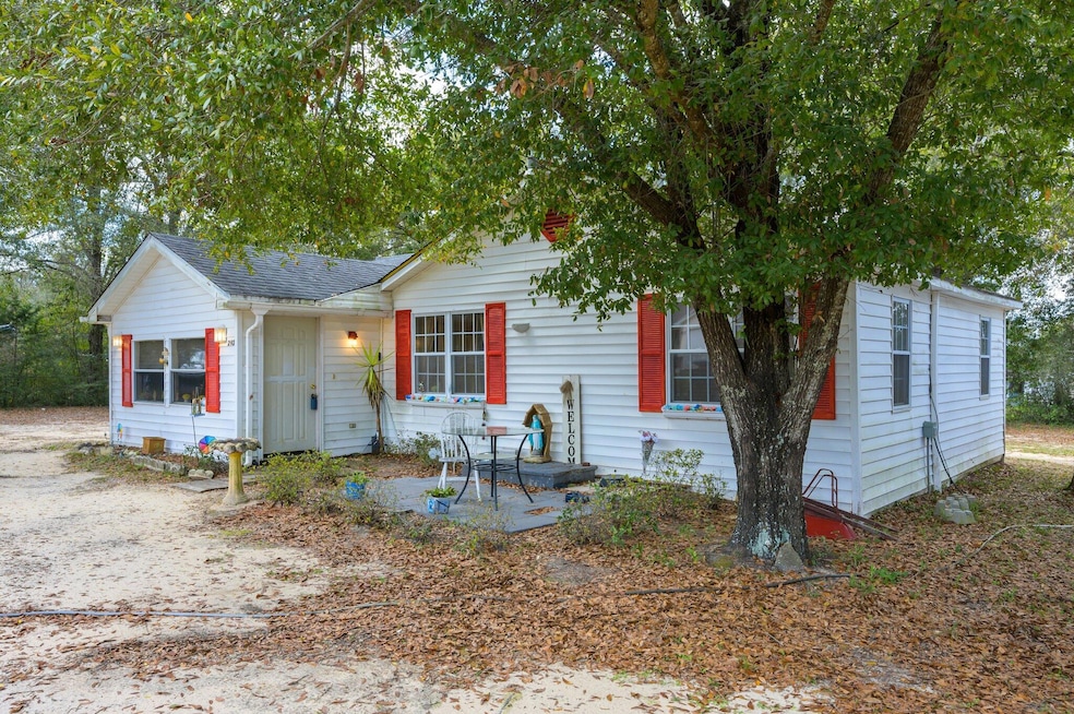 3-web-or-mls-292 Holland St-03