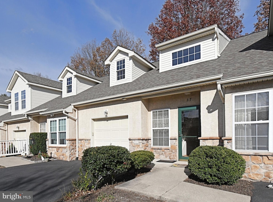 For Sale $329,000 • Co-Listing Agent