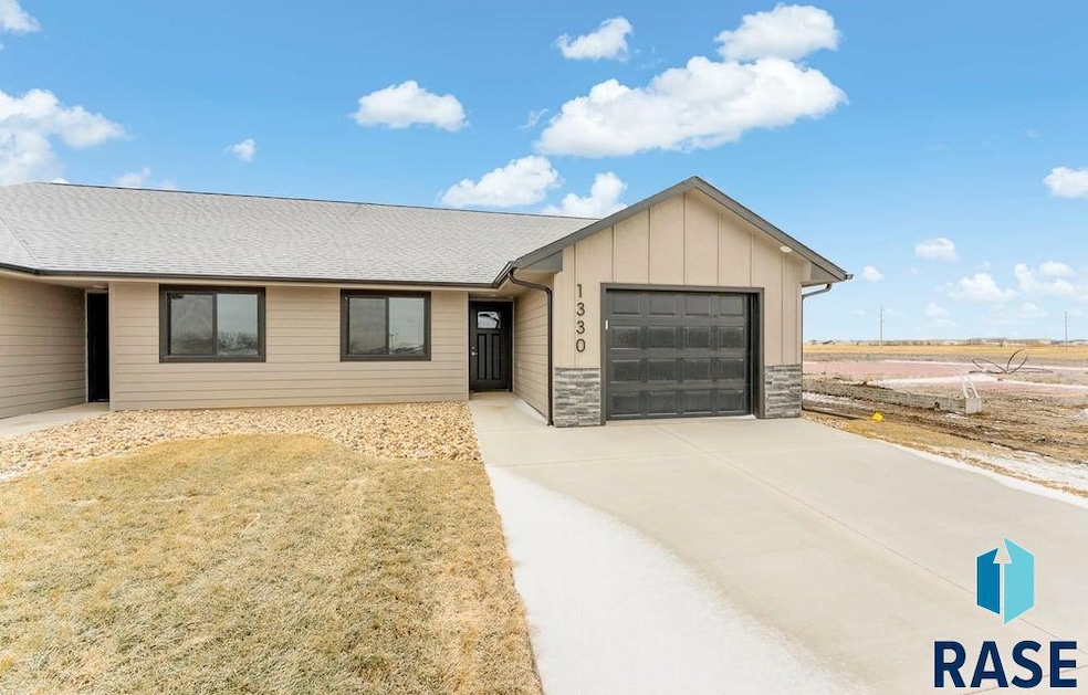 1330 N Katie Ave, Tea, SD 57064 - photo 1