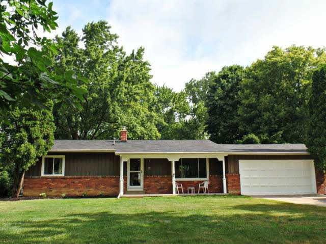 5324 Mapletree Dr, Flint, MI 48532 - photo 1