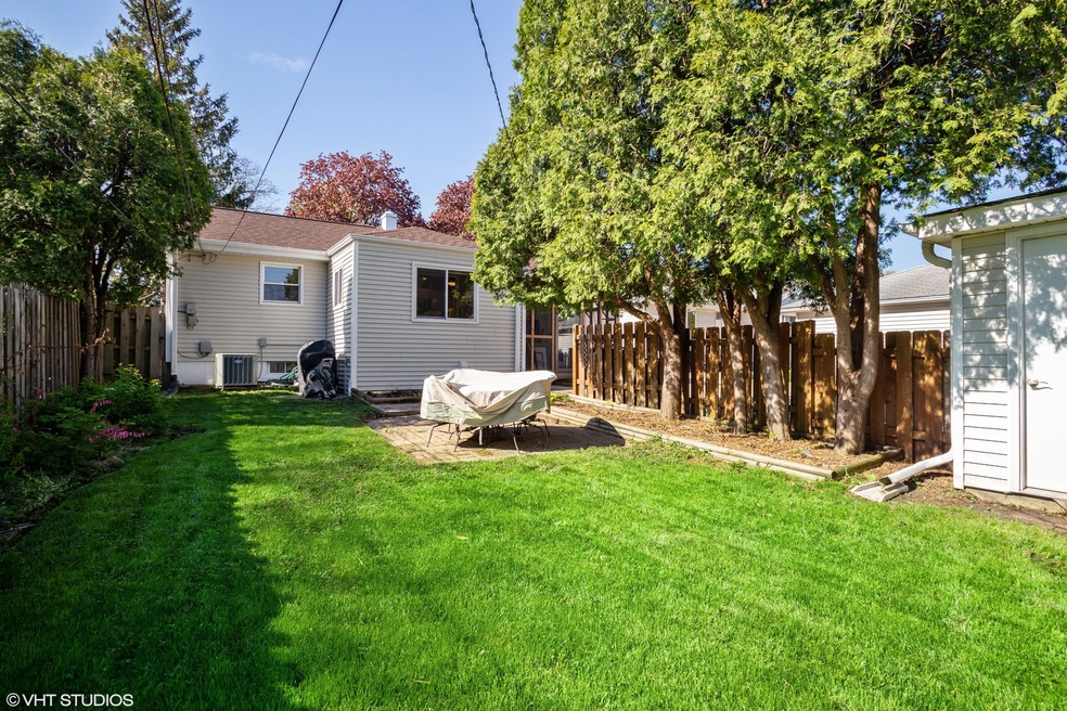 2128 Chase Ave, Des Plaines, IL 60018 - photo 1