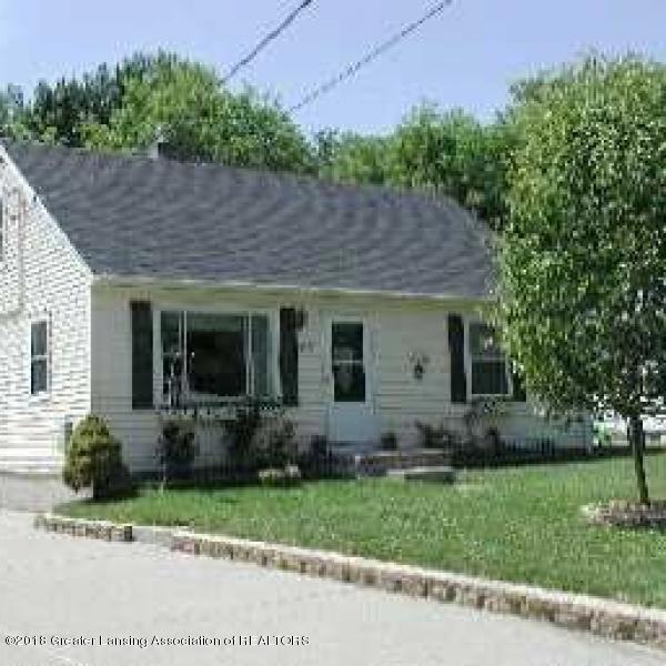 6026 Hughes Rd, Lansing, MI 48911 - photo 1