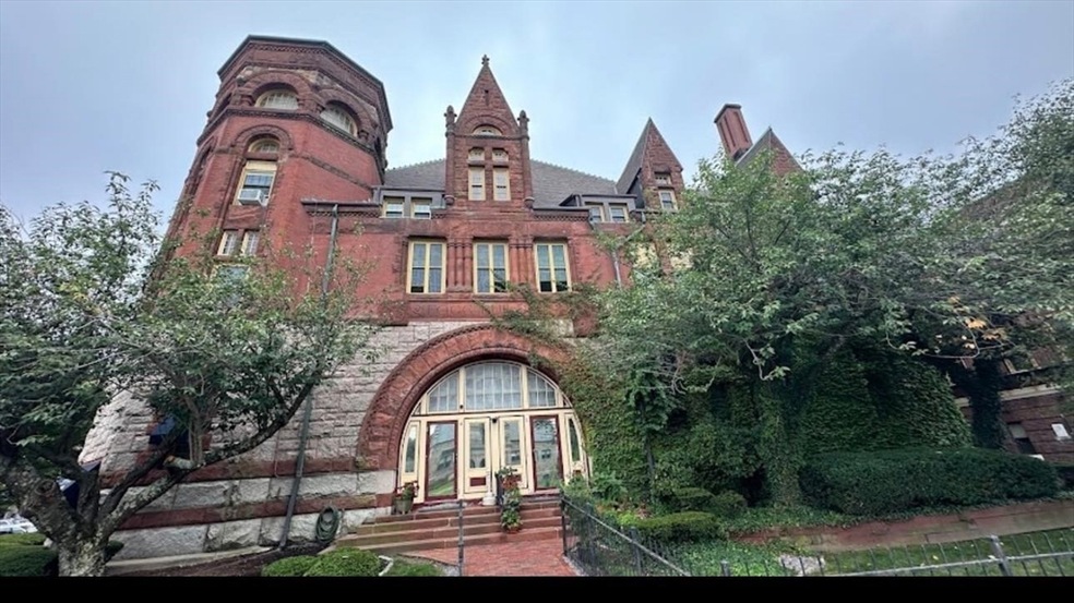 4 Columbian St unit 10, South Weymouth, MA 02190 - photo 1