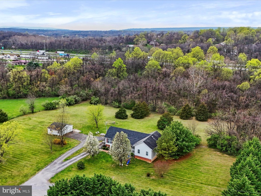 49 Peach Tree Ln, Bunker Hill, WV 25413 - photo 1
