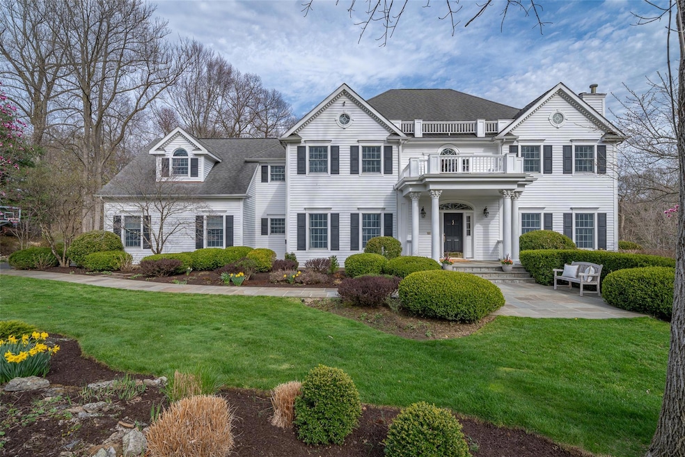 8 Turtleback Way, Chappaqua, NY 10514 - photo 1