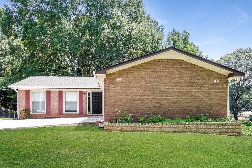 4701 Flint Hill Rd, Austell, GA 30106 - photo 1