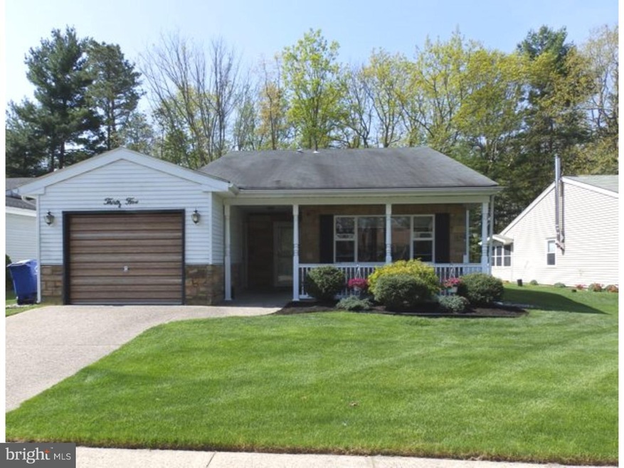 35 Dorchester Dr, Southampton, NJ 08088 - photo 1