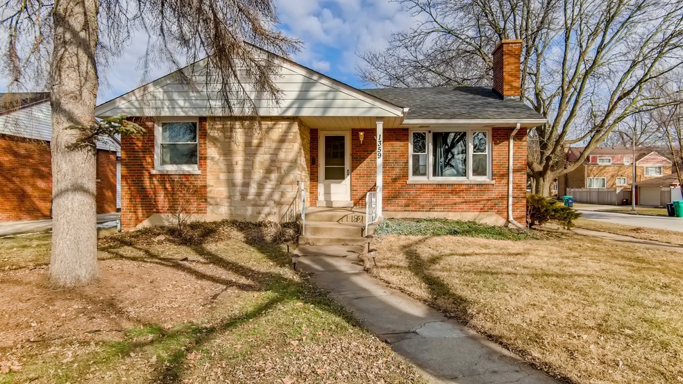 1359 Portsmouth Ave, Westchester, IL 60154 - photo 1