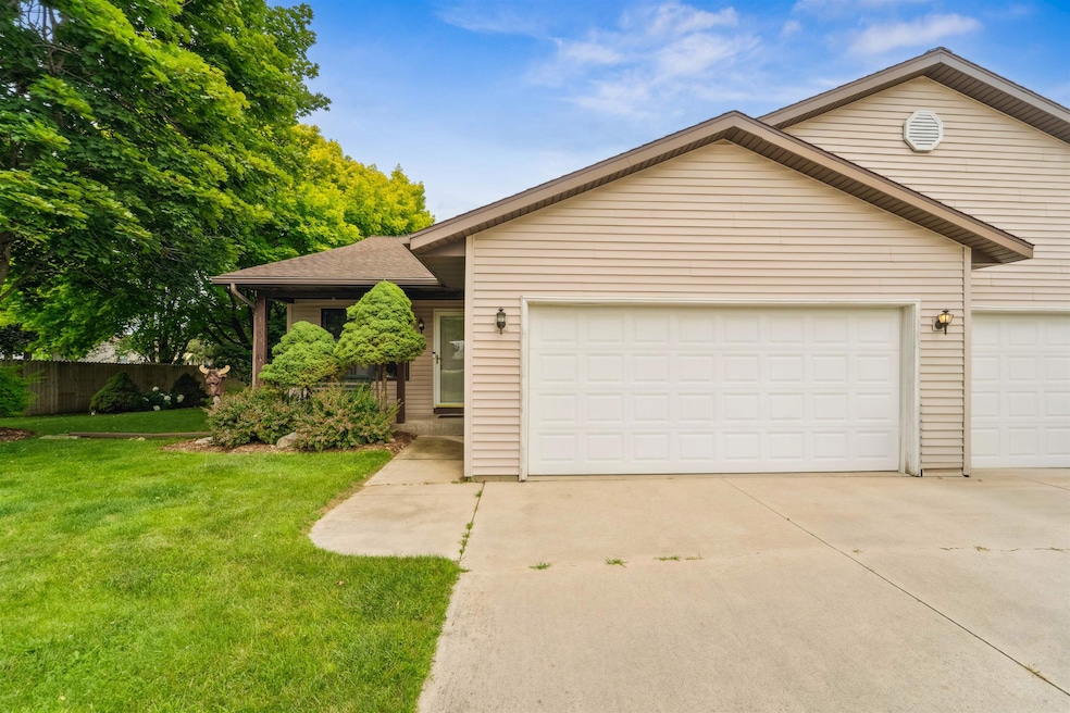 For Sale $219,000 • Co-Listing Agent