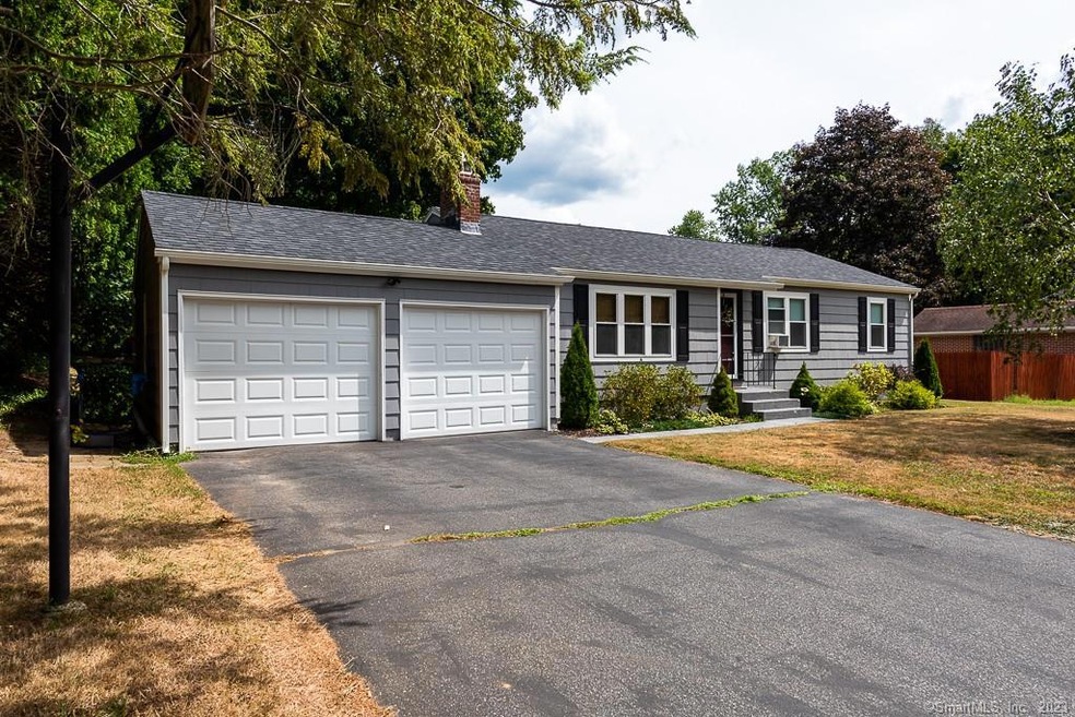 10 Harvard Rd, Gales Ferry, CT 06335 - photo 1