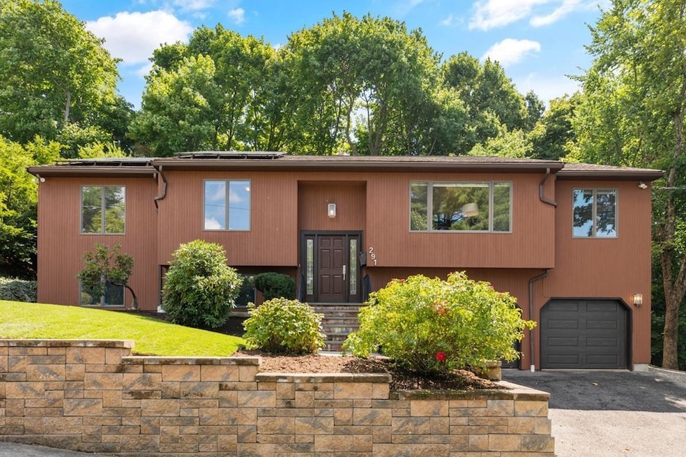 291 Country Club Rd, Newton Center, MA 02459 - photo 1