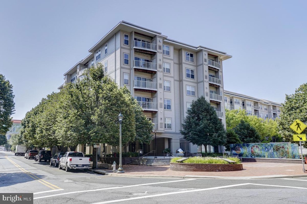 8045 Newell St unit 309, Silver Spring, MD 20910 - photo 1