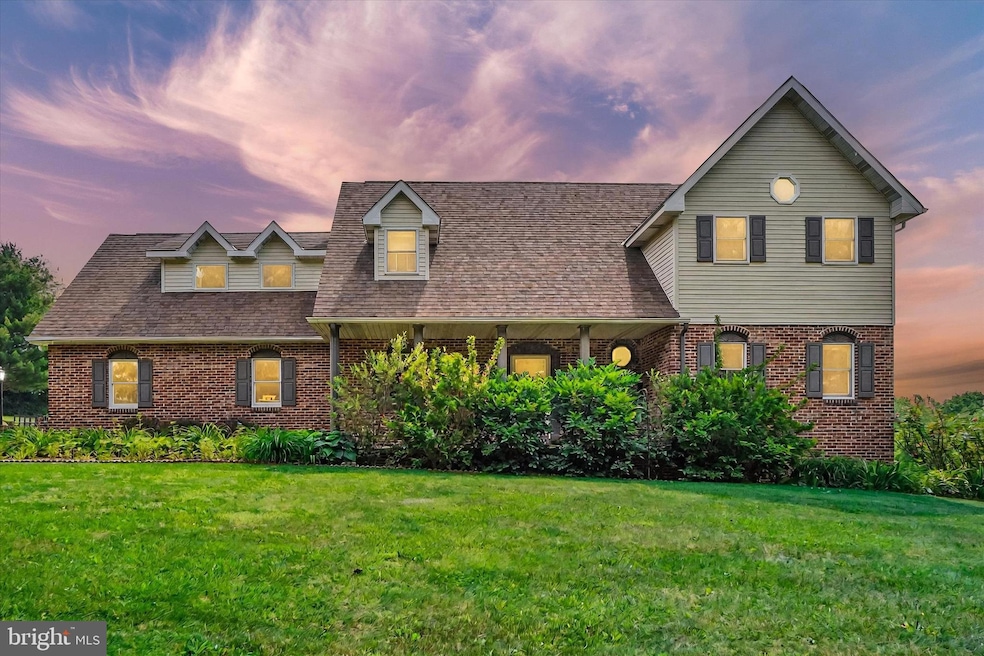 1646 Mill Rd, Seven Valleys, PA 17360 - photo 1