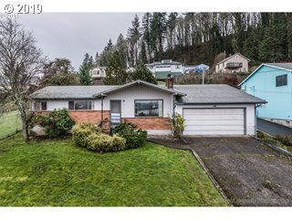 416 W D St, Rainier, OR 97048 - photo 1