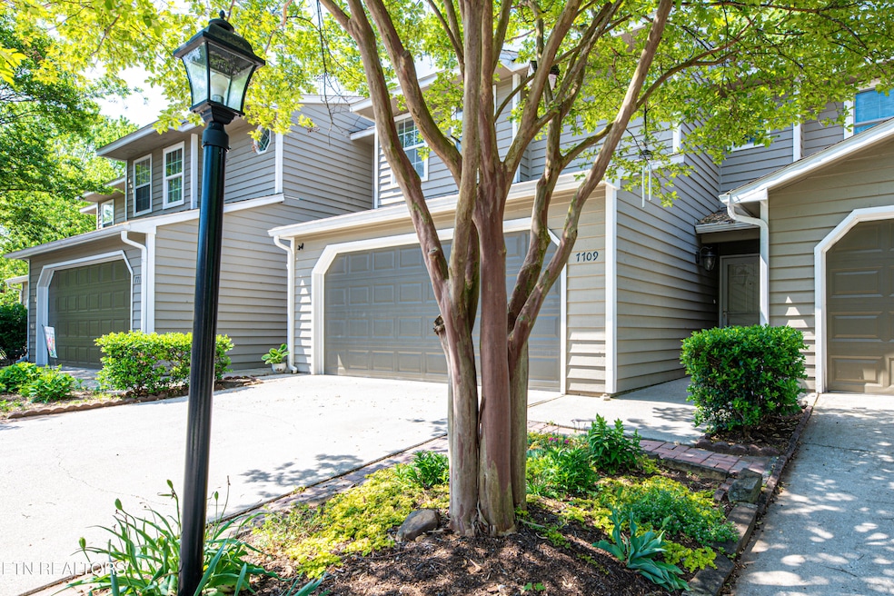 7709 Wilmington Dr-35