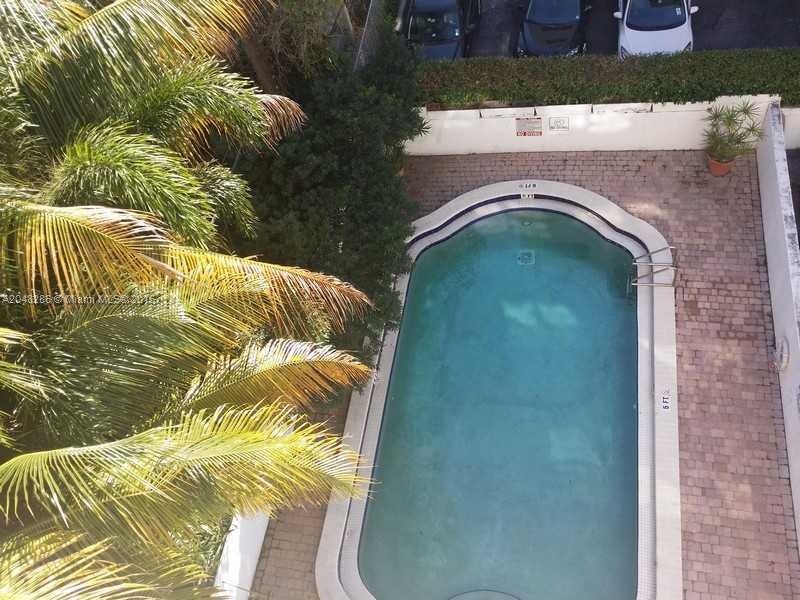 Swimming Pool/Hot Tub/Sauna