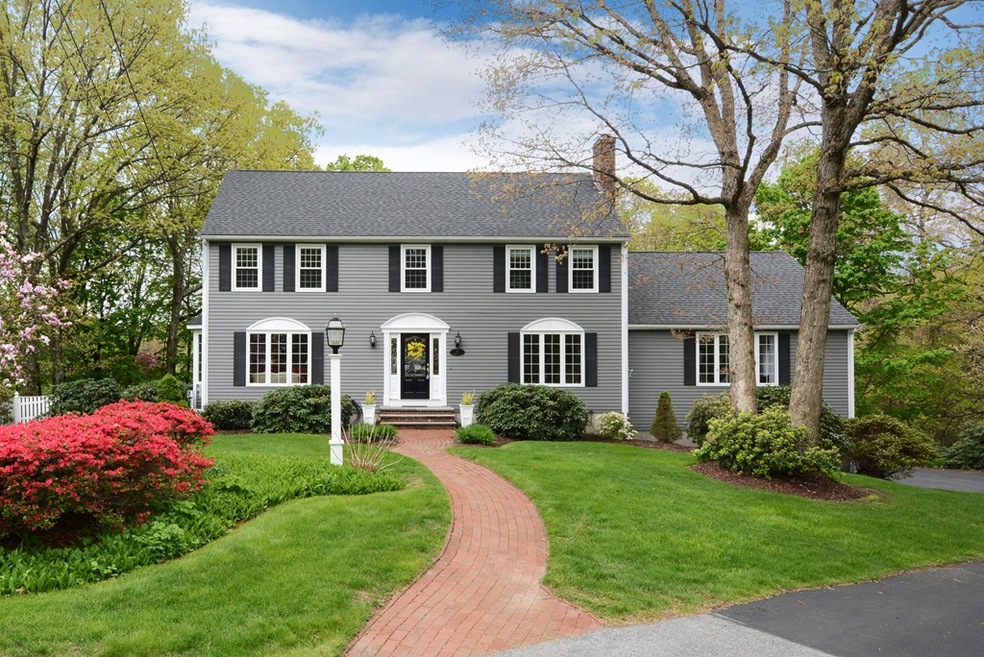 10 Thayer Ln, Southborough, MA 01772 - photo 1