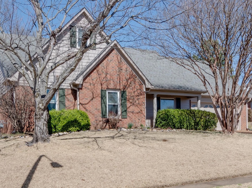 beautiful 1 owner home! 5 bedrooms, plus an office