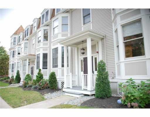 8 Slocum St unit 19, Providence, RI 02909 - photo 1