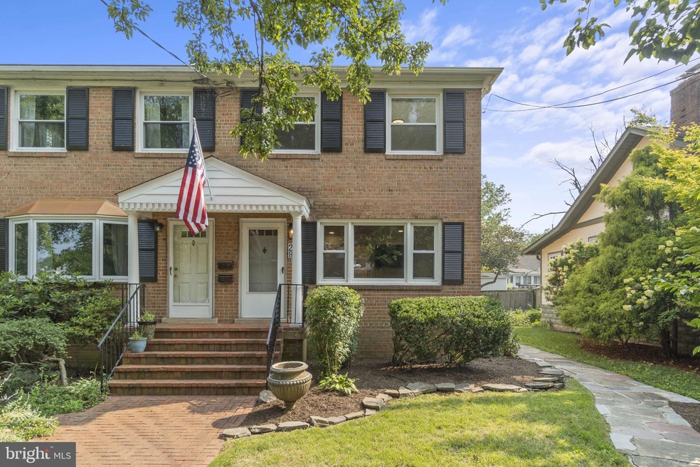 2 Forrest St unit B, Alexandria, VA 22305 - photo 1