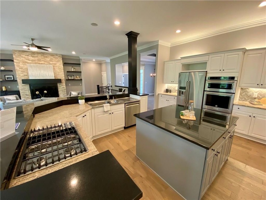 Huge chef’s kitchen