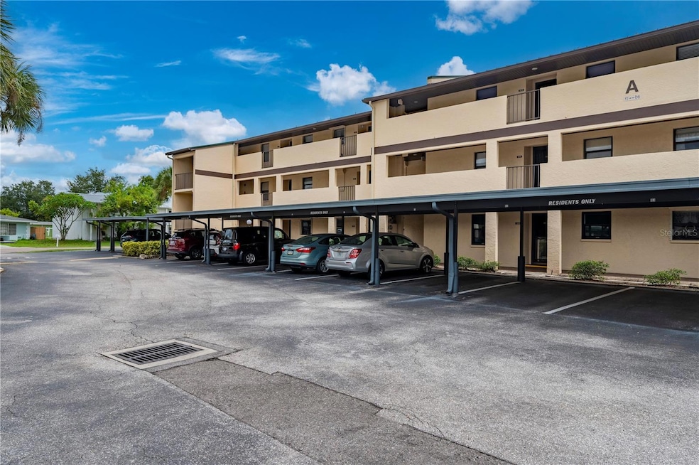 Vel Gardens unit 310, Port Charlotte, FL 33952 - photo 1