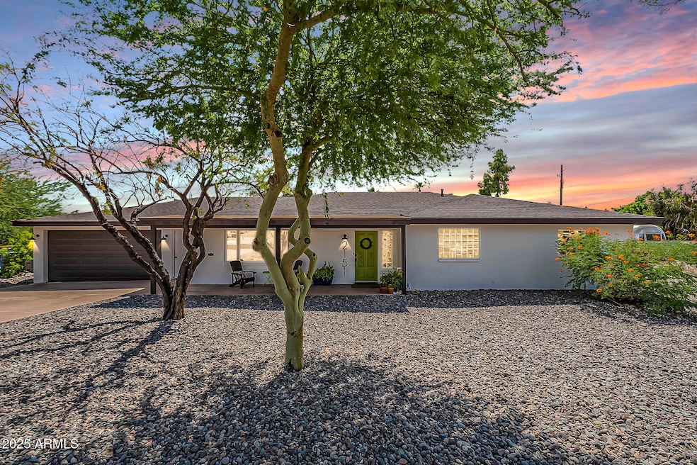 2151 E Aurelius Ave, Phoenix, AZ 85020 - photo 1